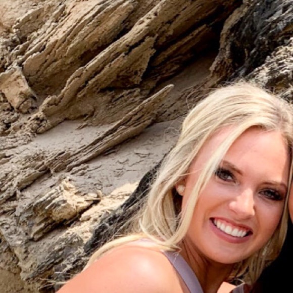 Meet your Posher, Ashley - Picture 6 of 6